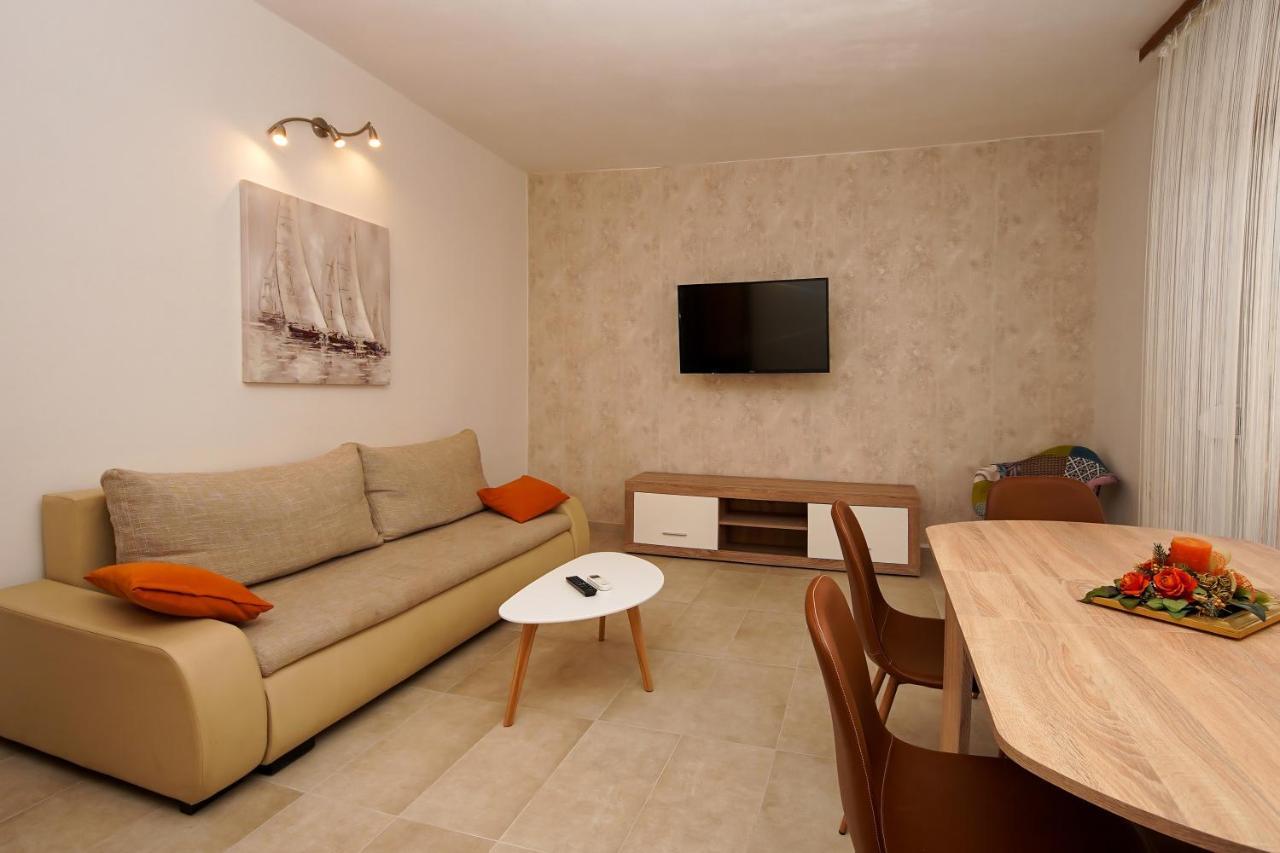 Apartment Ajdukovic Vodice Exteriér fotografie